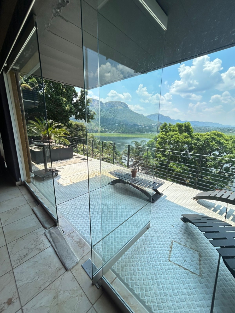 3 Bedroom Property for Sale in Kosmos North West